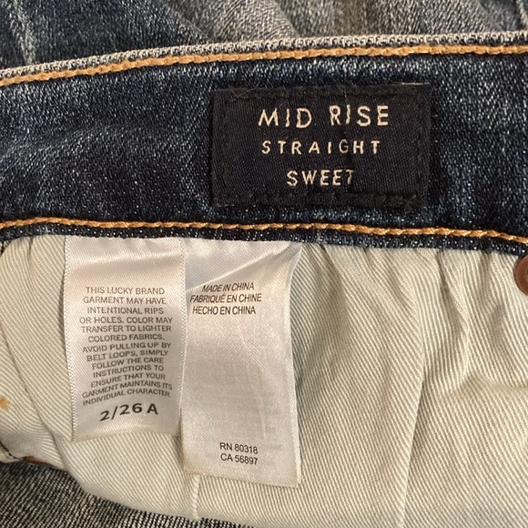 Lucky Mid Rise Straight Sweet Jeans, Size 26 Ankle - Picture 5 of 7